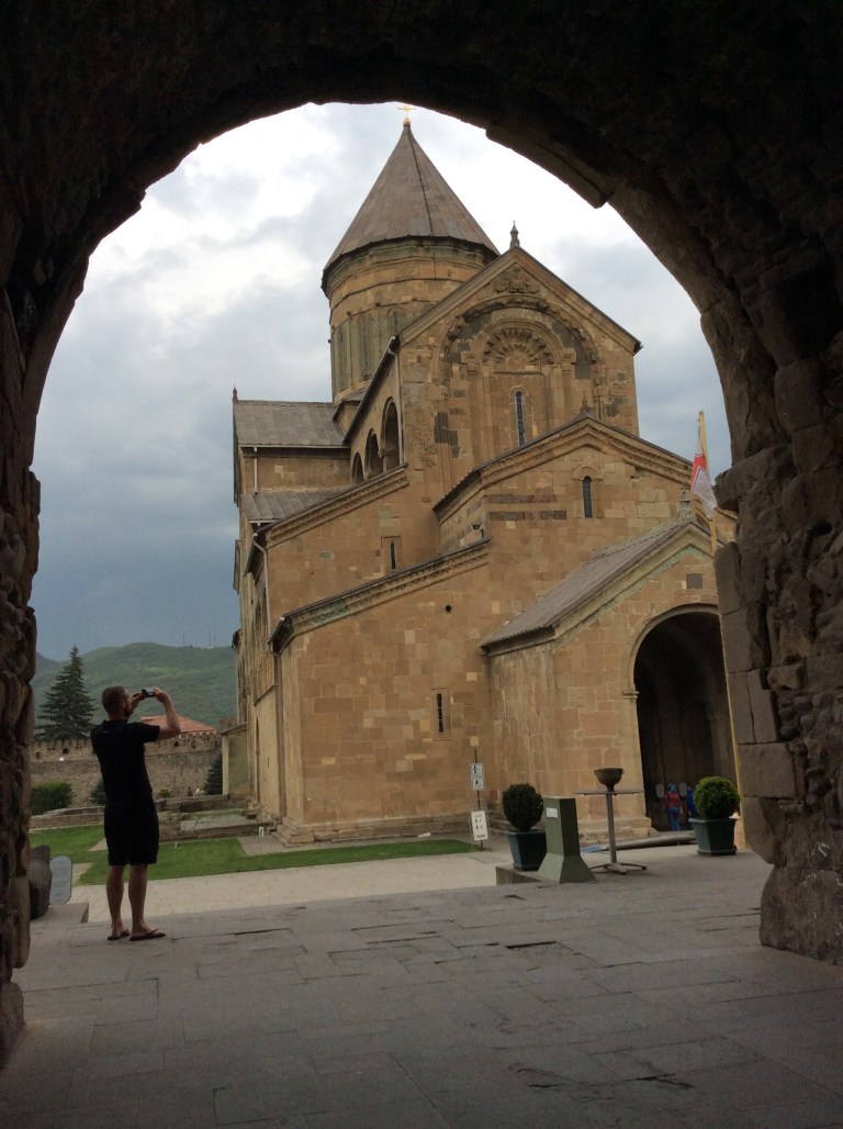 066D8E33-DEA2-4DFF-A7EA-FF4628DA66D8