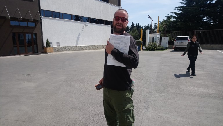 103219B3-45C1-4062-9B56-F3CD6DDD46F7