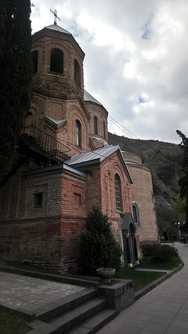 16B97575-FADE-4FF6-90F0-28B3334C9275