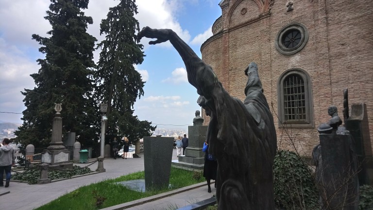 B18CBF0E-E64D-45A8-A187-64D89DE643AE