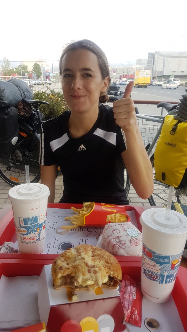 E6E1EC0F-79CF-418C-915A-6F1C0FEA8F22